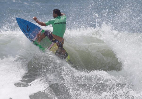 Peterson Rosa defendeu a Associação Francisquense de Surf (AFS) na categoria Master Segunda etapa do Vida Marinha Surfing Games Interassociações 2016, praia do Santinho, Florianópolis (SC). Foto: Basílio Ruy.