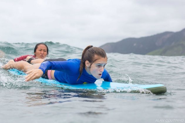 Rio Surf’n’Stay promove segunda edição do camp para mulheres que querem aprimorar o surfe. Foto: Mounique Santos.