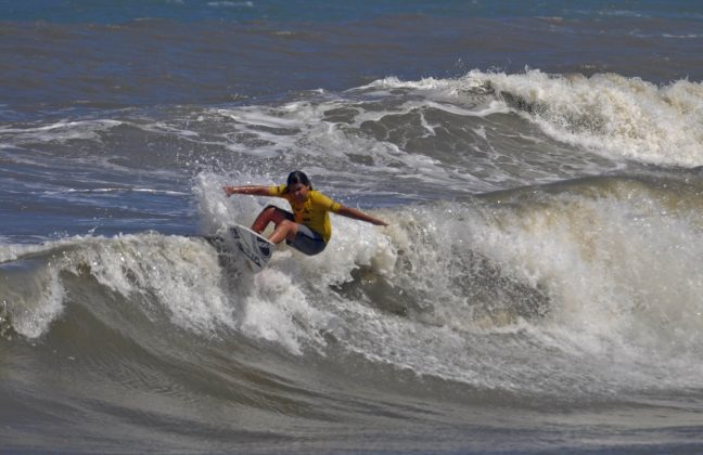 Kaique Garcia Copa Rio-Grandense de Surf Amador 2016, praia dos Molhes, Torres (RS). Foto: Bárbara Agra.