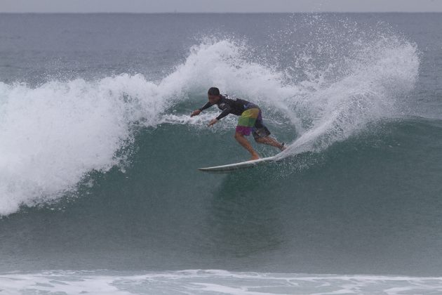 Thiago Bruno XVI Mormaii Brasiliense de Surf, Praia do Silveira, Garopaba. Foto: James Thisted.
