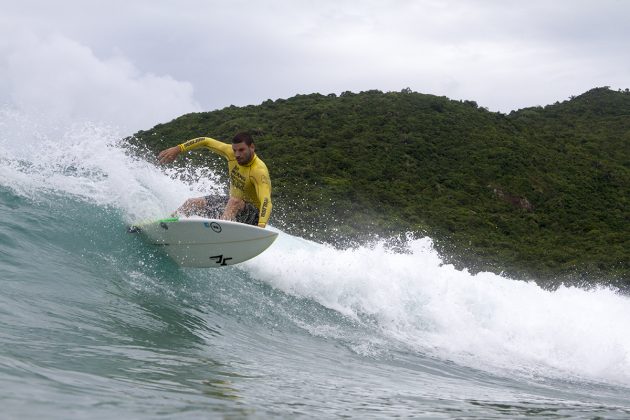Luciano Gatti XVI Mormaii Brasiliense de Surf, Praia do Silveira, Garopaba. Foto: James Thisted.