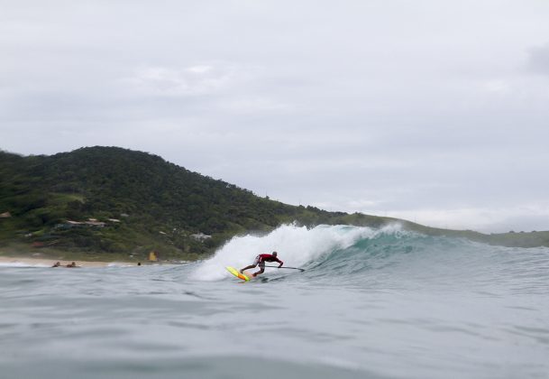 Carlos Eduardo XVI Mormaii Brasiliense de Surf, Praia do Silveira, Garopaba. Foto: James Thisted.