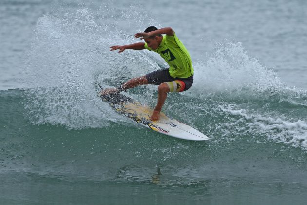 Caio Costa, Hang Loose Surf Attack 2017, Praia do Tombo, Guarujá (SP). Foto: Munir El Hage.