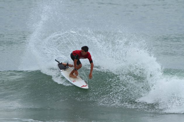 Diego Aguiar, Hang Loose Surf Attack 2017, Praia do Tombo, Guarujá (SP). Foto: Munir El Hage.