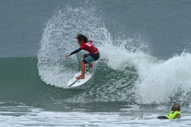 Guilherme Fernandes, Hang Loose Surf Attack 2017, Praia do Tombo, Guarujá (SP). Foto: Munir El Hage.